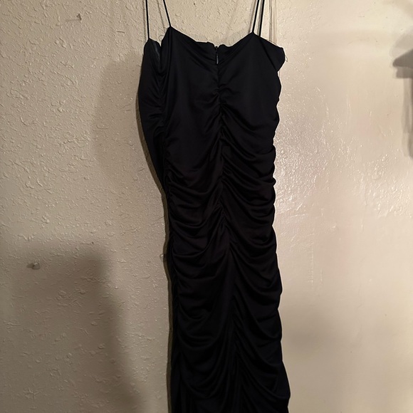 Black Dress - Picture 2 of 3